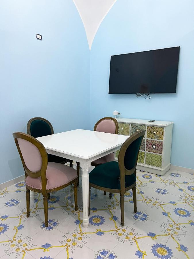 Appartamento Nel Cuore Di Формия Екстериор снимка